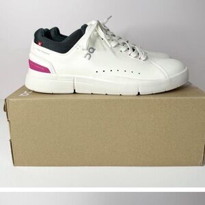 On Clouds Rodger Advantage White Pink Navy Sneakers cloudtec size 6 NIB